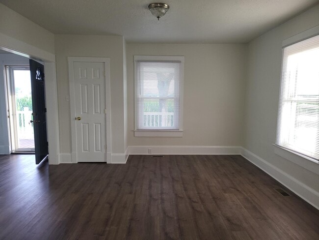 property at 909 Crouse Mill Ln