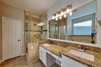 21549 Duke Alexander Dr in Humble, TX - Building Photo - Building Photo