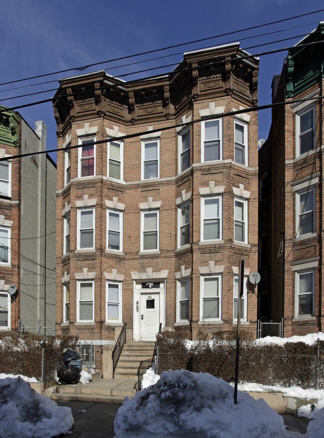 84 Bostwick Ave in Jersey City, NJ - Building Photo - Building Photo