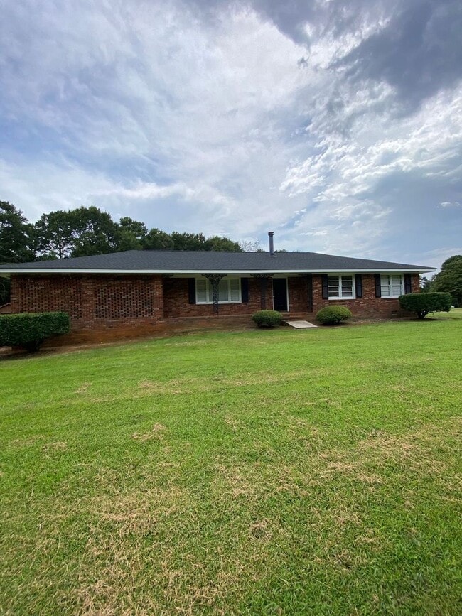 2161 Daniells Bridge Rd in Athens, GA - Building Photo - Building Photo