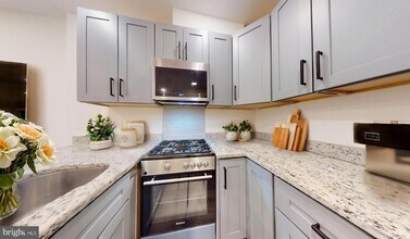 1821 T St NW in Washington, DC - Building Photo - Building Photo