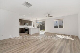 2418 Cottongrass Ave in Loveland, CO - Foto de edificio - Building Photo