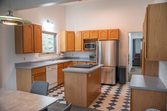 9 Paramount Pky in Wheat Ridge, CO - Building Photo - Building Photo