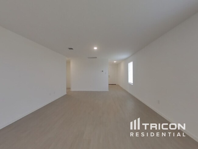 3009 Dawn Sound Dr in Park Row, TX - Building Photo - Building Photo