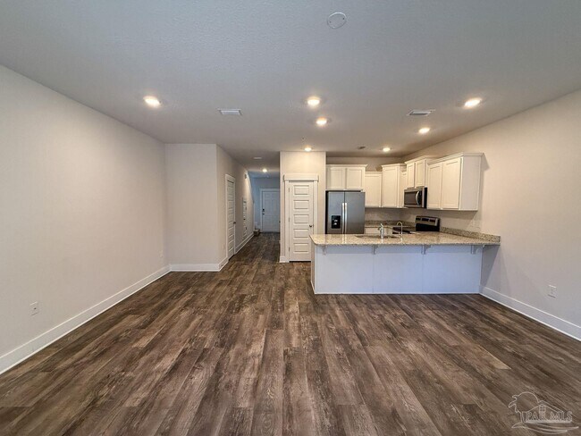 1559 Iroquois Ct in Pensacola, FL - Building Photo - Building Photo