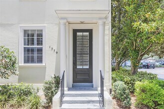 1579 Chatfield Pl in Orlando, FL - Foto de edificio - Building Photo