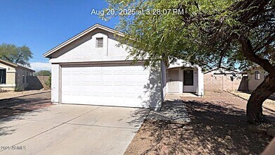 4829 N 85th Ave in Phoenix, AZ - Building Photo - Building Photo