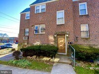1303 E Johnson St photo'