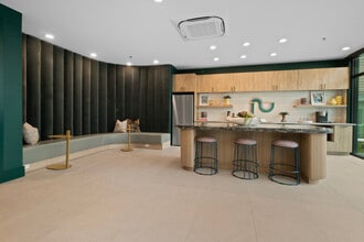 UNITi Bishop Arts in Dallas, TX - Building Photo - Building Photo