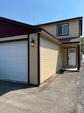1702 W Lee St in Moses Lake, WA - Building Photo - Building Photo