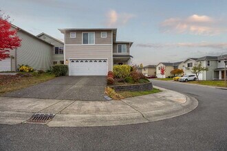 13217 SE 226th St in Kent, WA - Building Photo - Building Photo