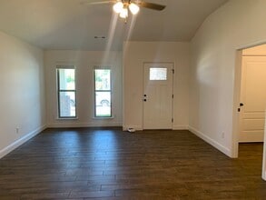 345 Swaden Ln in Webb City, MO - Building Photo - Building Photo