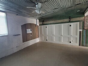 1407 Broadway Avenue J in Galveston, TX - Building Photo - Building Photo