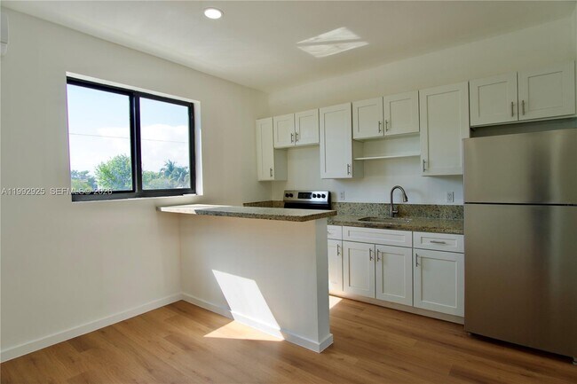 property at 337 SW 5th Ave