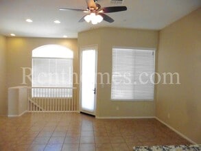 568 Almond Rd in San Marcos, CA - Building Photo - Building Photo