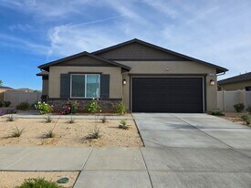 3336 Emerald Ln in Lancaster, CA - Building Photo