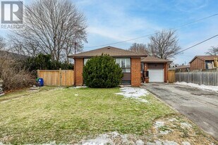 171 Honiton St in Toronto, ON - Building Photo