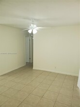 831 SW 14th Ct in Deerfield Beach, FL - Foto de edificio - Building Photo