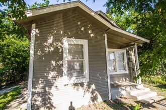 524 St Martin Ave in San Antonio, TX - Building Photo - Building Photo