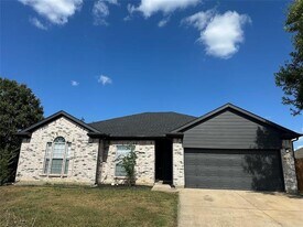 6707 Stone Branch Dr in Arlington, TX - Building Photo