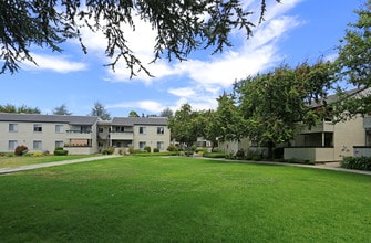 Trinity Way Apartments in Fremont, CA - Foto de edificio - Building Photo