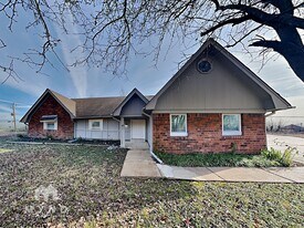 4546 S Berrypick Ln in Memphis, TN - Building Photo