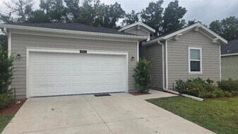 3492 NE 38th Ln in Ocala, FL - Building Photo