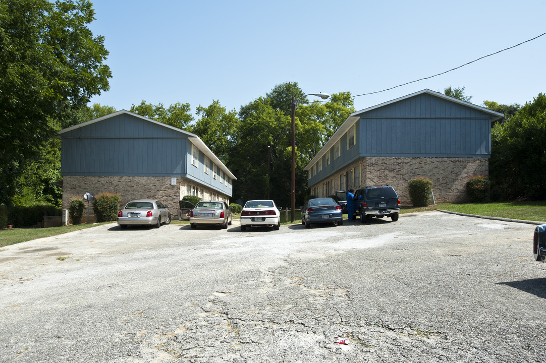 Jack E. Robinson Apartments in Macon, GA - Building Photo