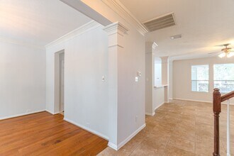 130 W Montfair Blvd in The Woodlands, TX - Building Photo - Building Photo