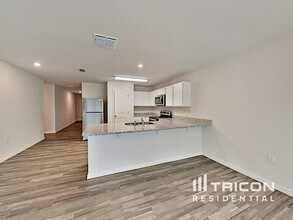 7012 Everest St in Spring Hill, FL - Building Photo - Building Photo