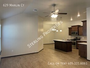 629 Marlin Ct in Chickasha, OK - Foto de edificio - Building Photo