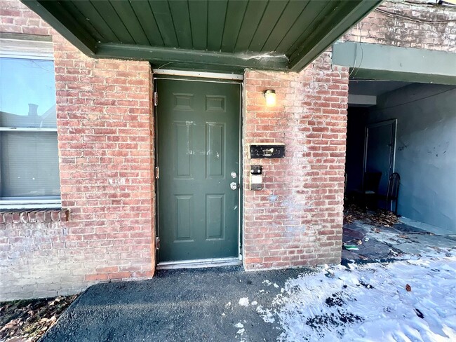 44 John St-Unit -3 in Middletown, NY - Foto de edificio - Building Photo