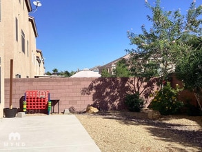 8364 Langhorne Creek St in Las Vegas, NV - Building Photo - Building Photo