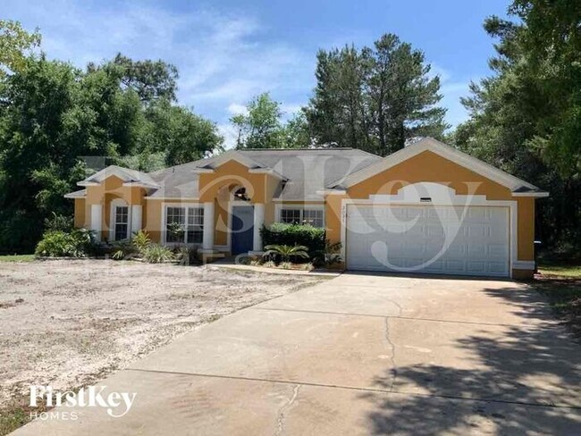 3031 Hallow Dr in Deltona, FL - Building Photo - Building Photo