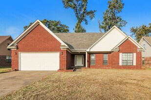 3549 Earlynn Dr in Memphis, TN - Building Photo