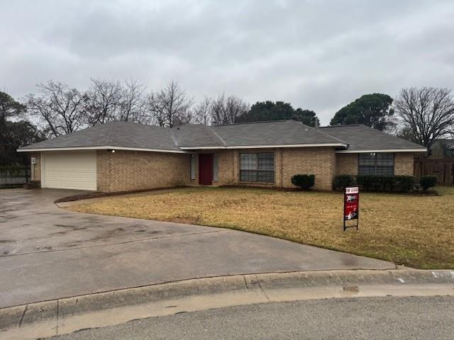 318 Shade tree St in Lewisville, TX - Building Photo - Building Photo