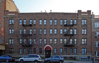 961 Washington Ave Apartments