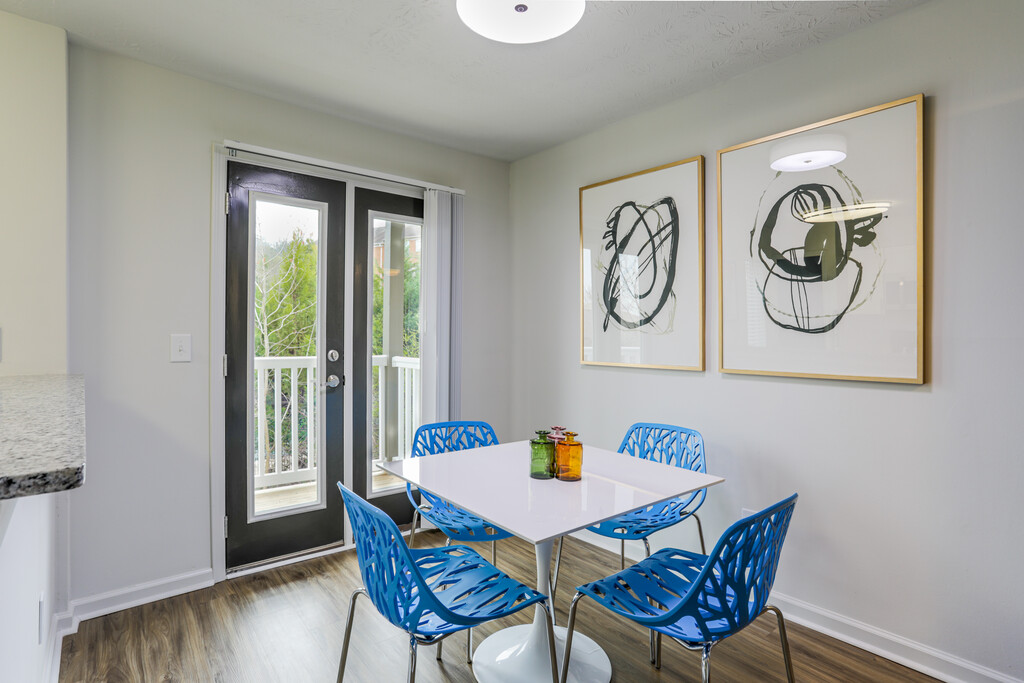 The Halsten At Vinings Apartments