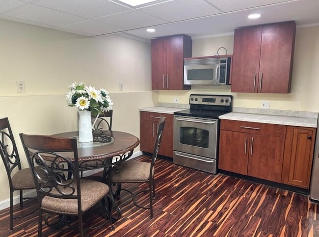 15 Shore Dr in Salem, NH - Foto de edificio - Building Photo