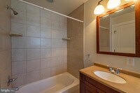 2129 Earp St photo'