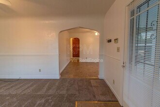 325 E Mariposa Ave in Stockton, CA - Building Photo - Building Photo