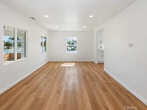 6 W 23rd St in Merced, CA - Building Photo - Building Photo