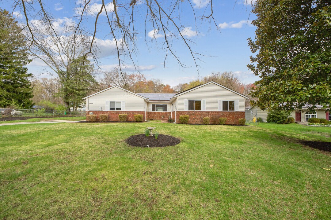 11010 Brookland Rd in Glenn Dale, MD - Building Photo