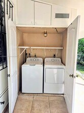 5451 SW 5th Ter in Coral Gables, FL - Foto de edificio - Building Photo