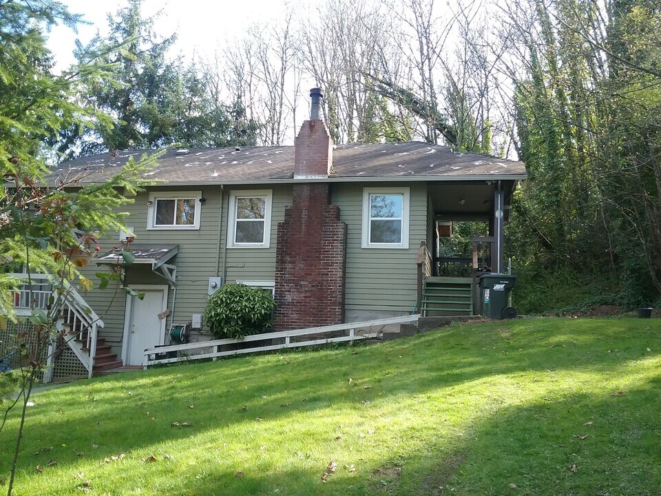8820 40th Ave S in Seattle, WA - Building Photo