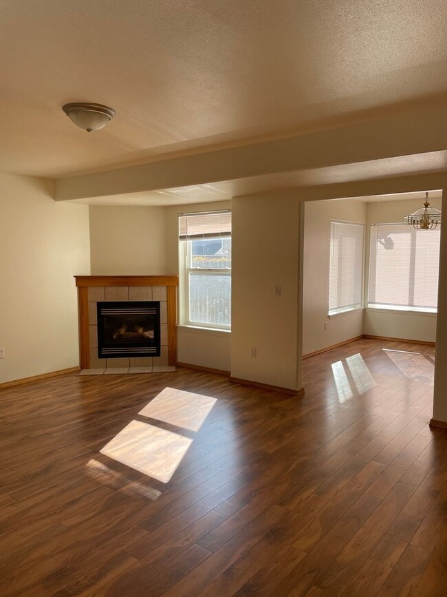 property at 1990 Greatview Dr
