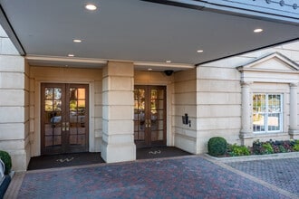 Winston Condominiums in Atlanta, GA - Building Photo - Building Photo