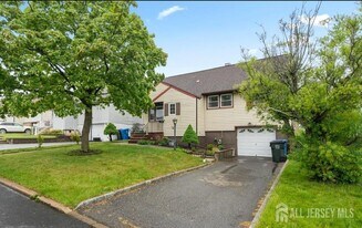 149 Ethel St in Metuchen, NJ - Building Photo