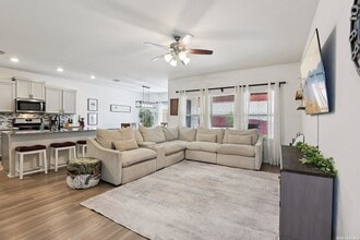 13030 Vista Holw in Live Oak, TX - Foto de edificio - Building Photo