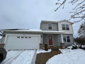 1020 Katra Ln in Holland, MI - Building Photo